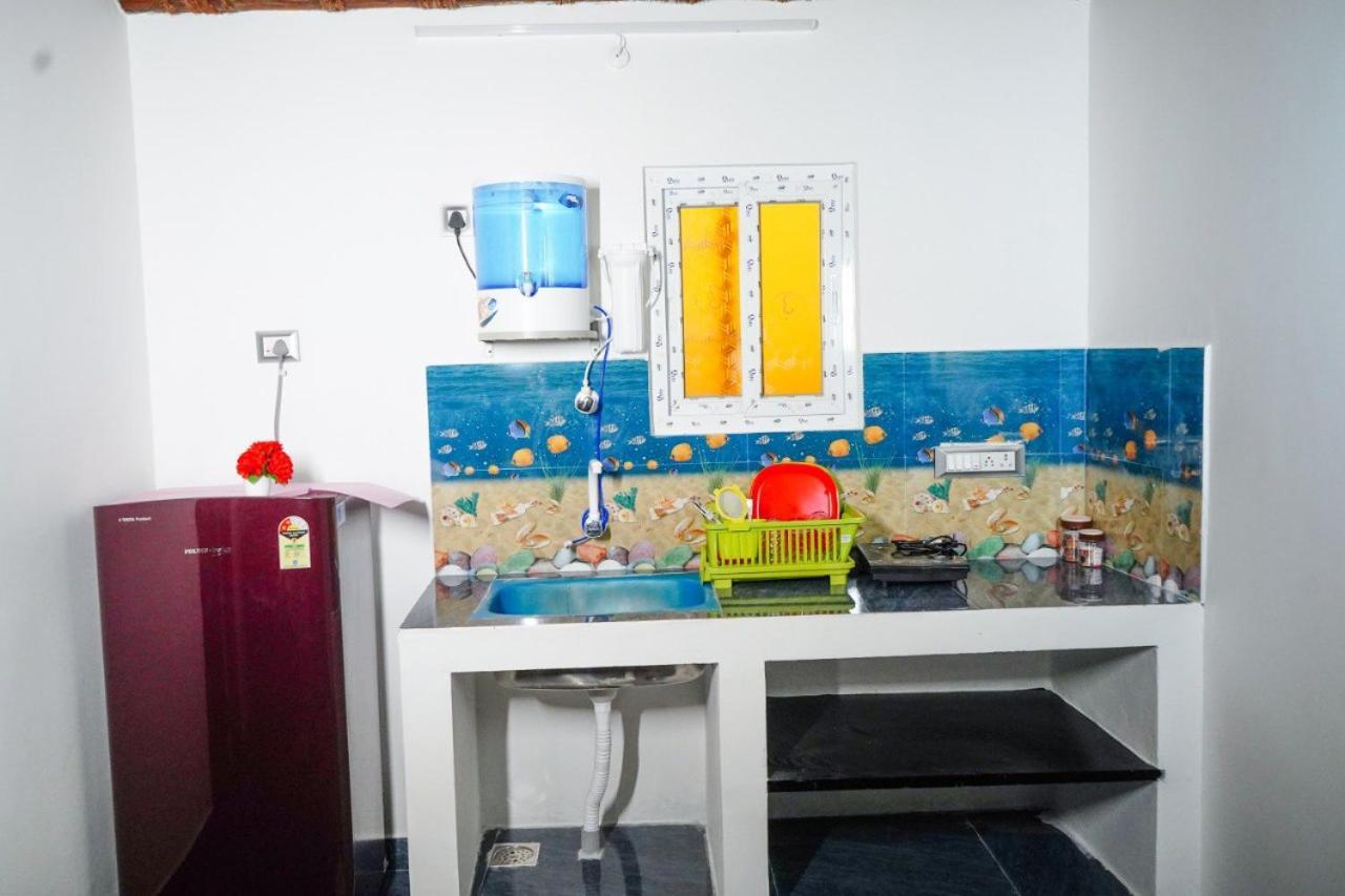 Serenity Bay Home Stay Пондичерри Экстерьер фото