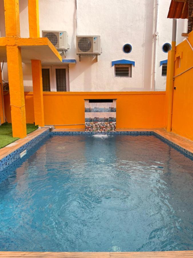 Serenity Bay Home Stay Пондичерри Экстерьер фото