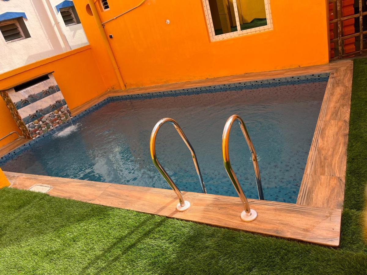 Serenity Bay Home Stay Пондичерри Экстерьер фото