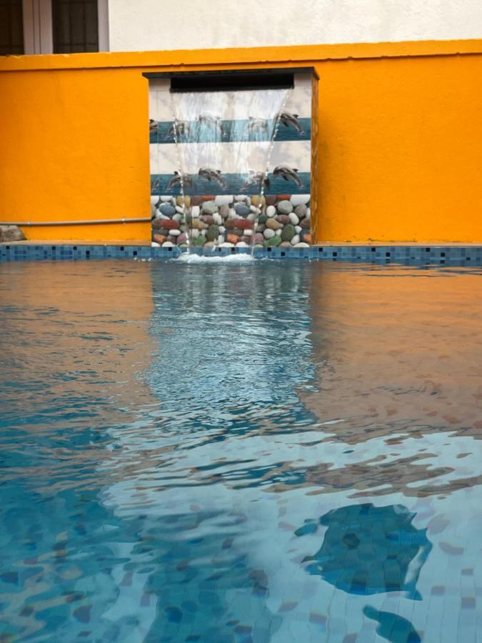 Serenity Bay Home Stay Пондичерри Экстерьер фото